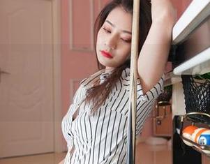IESS异思趣向 - 小金的无圣光时刻：夕阳下的丝念，别光看，我是说这感觉