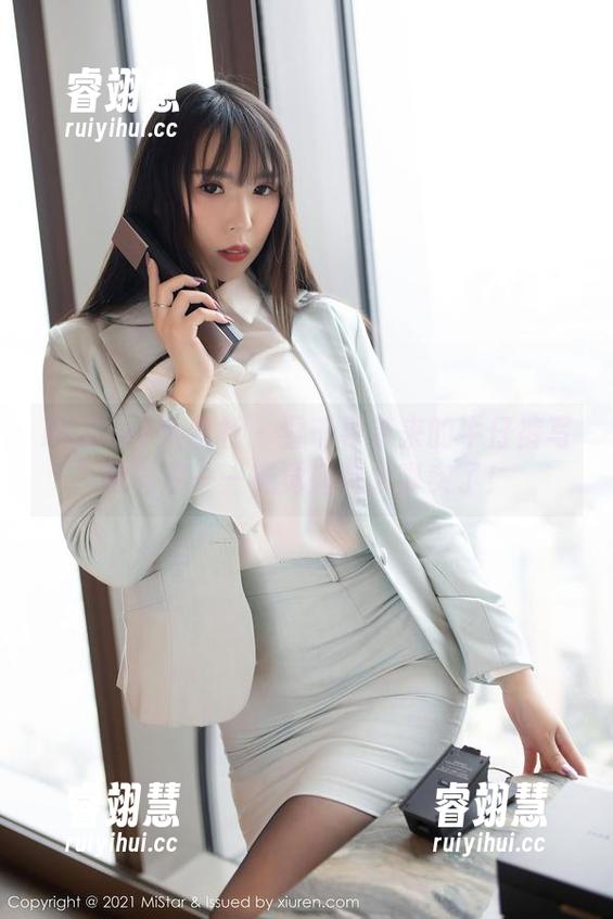 MiStar魅妍社-雪千寻 MiStar魅妍社 - 雪千寻带来的牛仔裤写真图包——视觉盛筵太真实了!