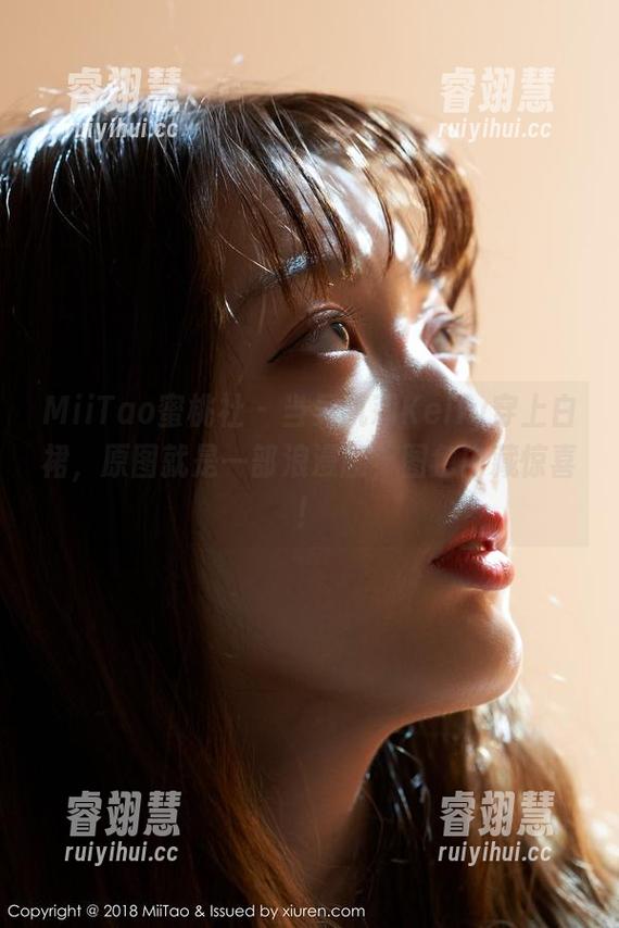 MiiTao蜜桃社-吴凯莉Kelly MiiTao蜜桃社 - 当吴凯莉Kelly穿上白裙,原图就是一部浪漫剧,图包内藏惊喜!