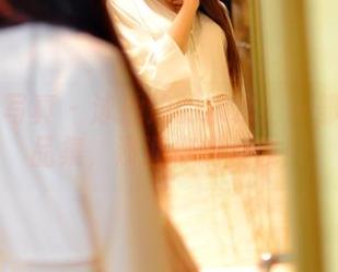PANS写真 - 泳池边的水水：一部写真作品集，浸润你的视线！