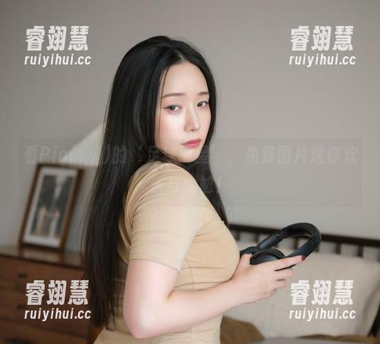 看Pia(피아)的‘足球明星’，免费图片送你欢乐与尴尬！