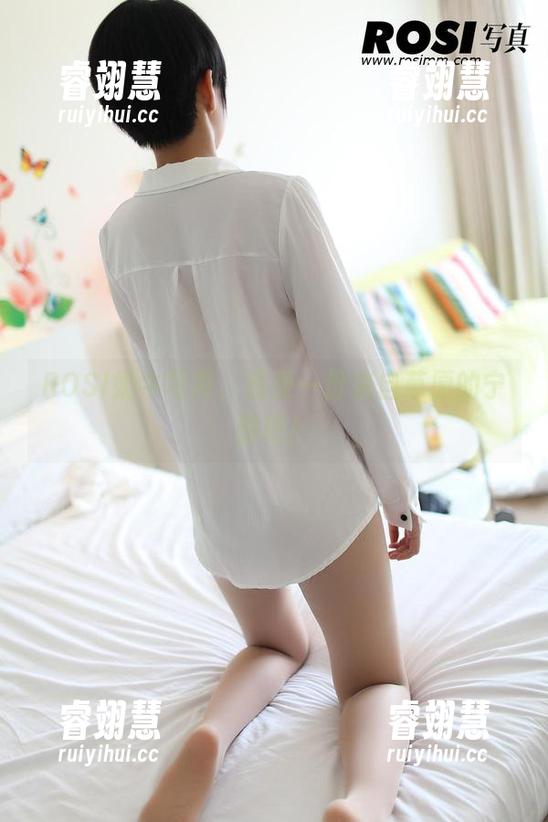 ROSI ROSI奶牛写真,感受一份来自草原的宁静吧!