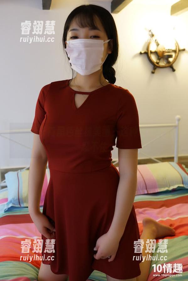ROSI口罩 ROSI长筒黑色丝袜美图,这种诱惑真的忍不住