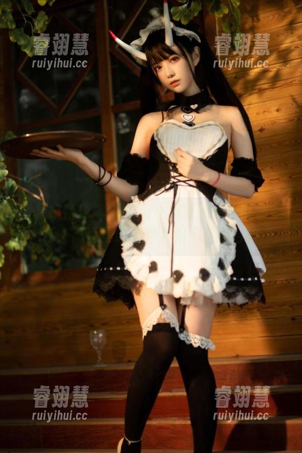 Shika小鹿鹿 幽灵娘特辑:Shika小鹿鹿最新作品集更新,简直是时尚灵异的完美结合!