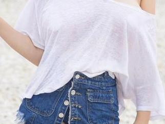 UGirls尤果网 - 别眨眼，Mikka涵涵吊带写真更新，承包你今天的欢乐！