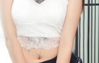 UGirls尤果网 - 乔依琳的制服风情，激烈程度跟周一早晨的咖啡一样！