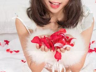 UGirls尤果网 - 看这里！周于希姐姐的作品资源，让你直呼过瘾！