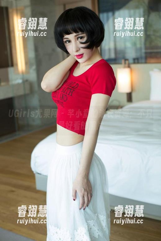 UGirls尤果网-芊小童 UGirls尤果网 - 芊小童的泳衣资源:不只是好看的照片
