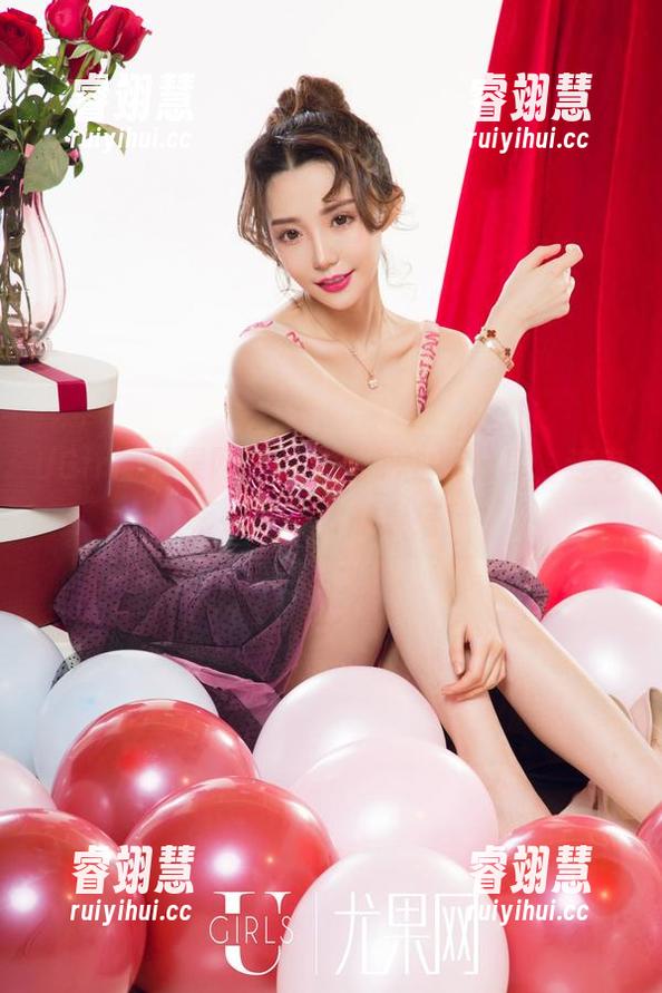 UGirls尤果网-谭晓彤 UGirls尤果网 - 谭晓彤职业装分享,连老板也想称赞的穿搭!