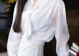 XIAOYU语画界 - 林子遥的旗袍图集：只一眼，就像被裹住了心脏！