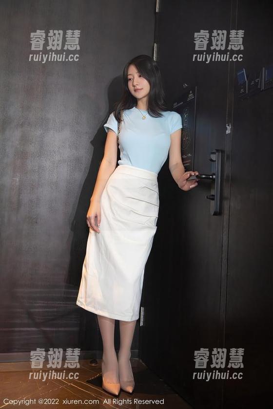 Xiuren秀人网-任莹樱 Xiuren秀人网 - 在任莹樱的写真里,天使们都偷偷藏着小秘密