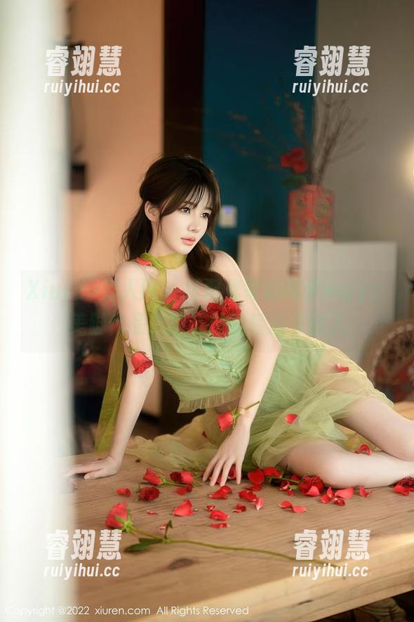 Xiuren秀人网 - 搭配晨雾的晓梦may：美脚作品，细节处的轻盈与迷人