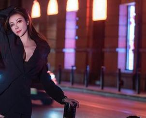 Xiuren秀人网 - 桓淼淼高清图集：一副眼镜，千种风情，没错就是她！