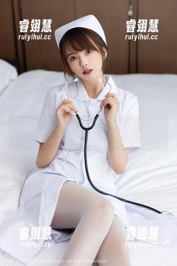 Xiuren秀人网 - 王馨瑶yanni全套写真，死库水究竟是如何玩转时尚的？