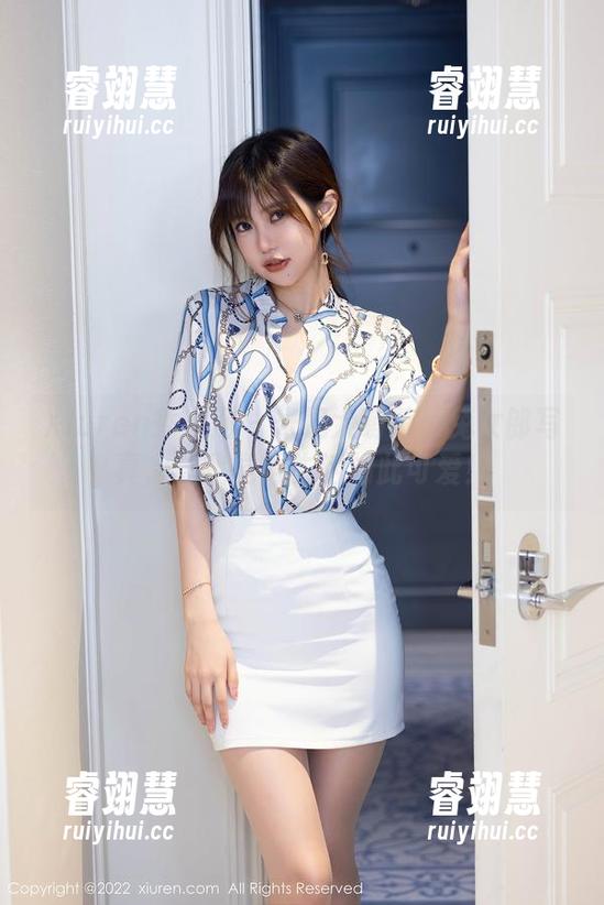 Xiuren秀人网 - 米妮大萌萌：兔女郎写真，让我觉得生活如此可爱！