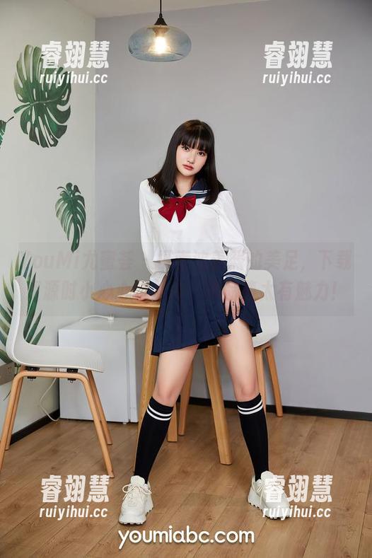 YouMi尤蜜荟-沈善熙 YouMi尤蜜荟 - 探索沈善熙的美足,下载资源时小心心跳加速,作品集太有魅力!