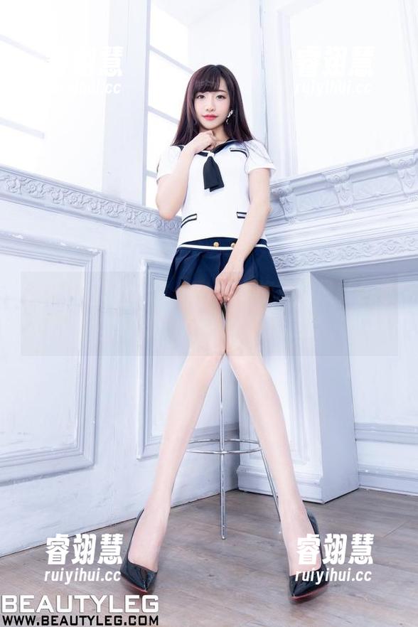 beautyleg-Lena beautyleg - Lena皮衣旋律:最新合集,轻柔的叛逆,对抗温度