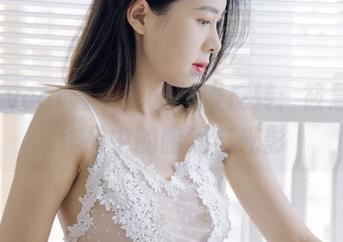 partycat轰趴猫 - 校服反转：筱慧原图作品中的暗涌与光影