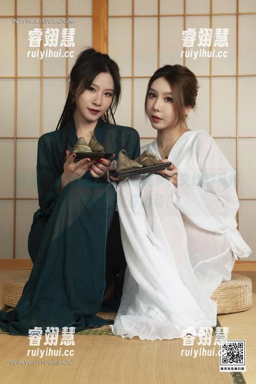 丽柜-文欣 丽柜 - 这个睡衣不仅能美梦,文欣的私拍照样能让你心动!