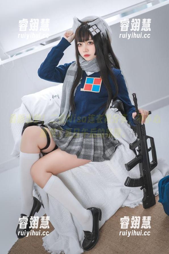 二佐Nisa 最新出炉!二佐Nisa连衣裙分享,不小心撞见了夏日午后的氛围。