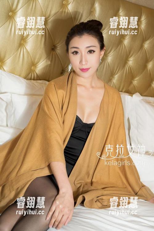 克拉女神-慕菲 克拉女神 - 慕菲的自拍:私拍时她居然加了特效!原图感动哭了!