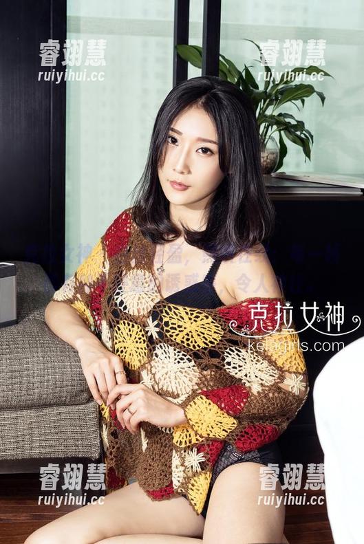 克拉女神-熙妍 克拉女神 - 白丝轻盈,熙妍在线:每一帧都有种不经意的诱惑感,令人神往。