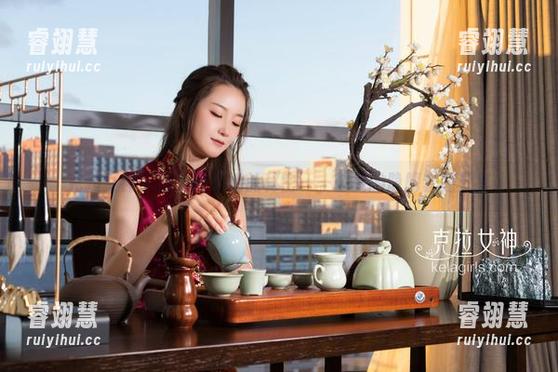 克拉女神-芸斐 克拉女神 - 连衣裙和她的秘密——芸斐的隐晦套图分享