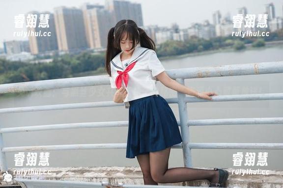 兔玩映画 兔玩映画:与黑丝少女共享蓝椅子的秘密,资源小心翼翼放送!