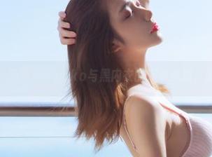 高清美图：南桃Momoko与黑内衣的完美邂逅，谁能抗拒？