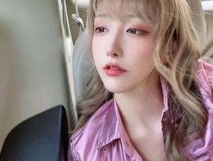 啾小妍最新图库：寻找你心中的甜心，发现不一样的氛围