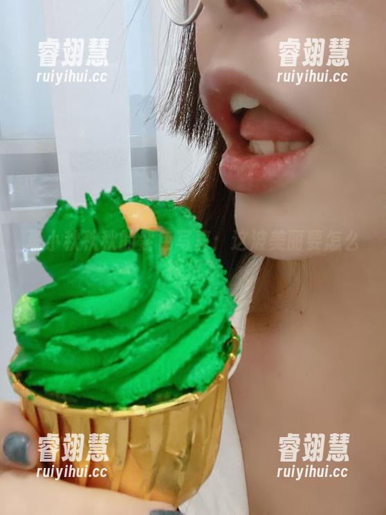夏小秋秋秋 夏小秋秋秋的紫色写真:这波美丽要怎么接招?