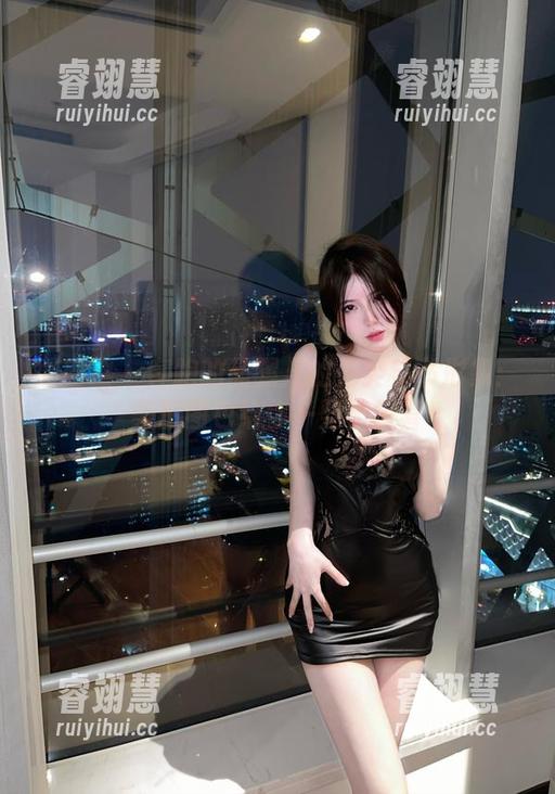 奔跑的晶骡儿 微密圈 - 奔跑的晶骡儿的另类秘书形象:美图图包给你一整个惊喜