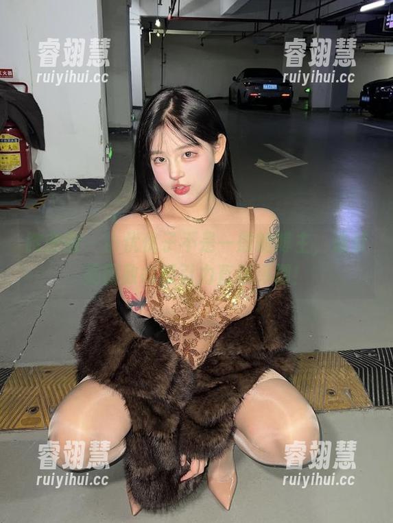 小优优子 微密圈 - 小优优子不是一般的博主,泳装美图致命吸引力直接爆棚!