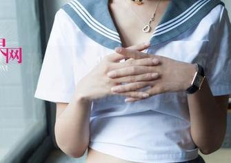 尤果网 - 游子熙的美脚图包：不仅仅是脚，更是心动的负责！