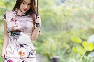 尤蜜荟 - 女友像晨光：娜娜TINA的高清写真把温暖洒满心间