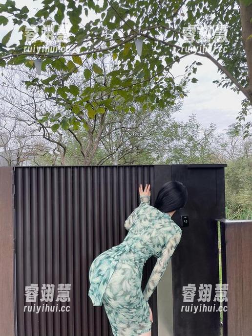 微密圈 - 恭喜！左公子666私拍的校园美图已成功解锁你的少女心！
