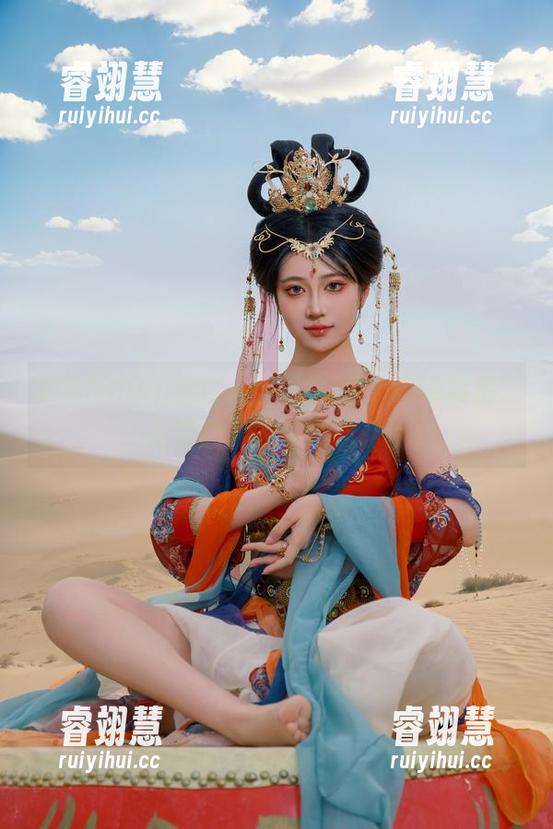 年年Nnian 年年Nnian未亡人:在COS的边缘游走,高清之下的暗潮涌动!