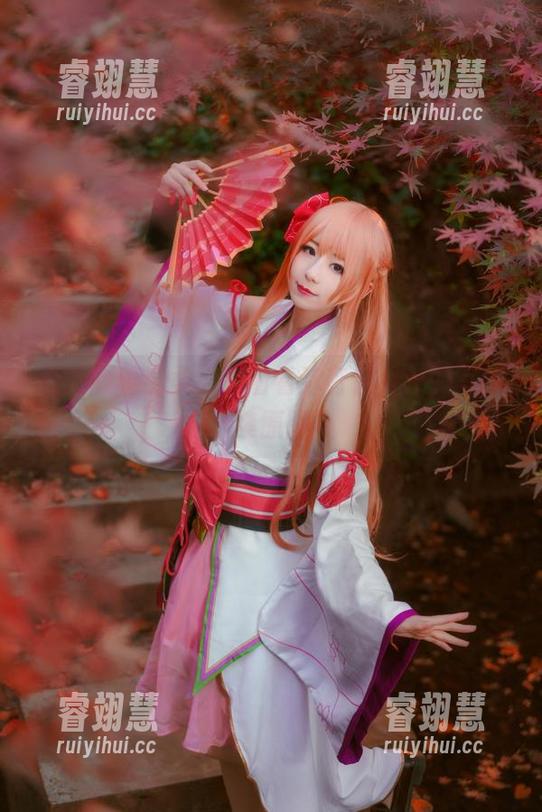 别光顾着温柔，来看看弥音音ww的写真集原图