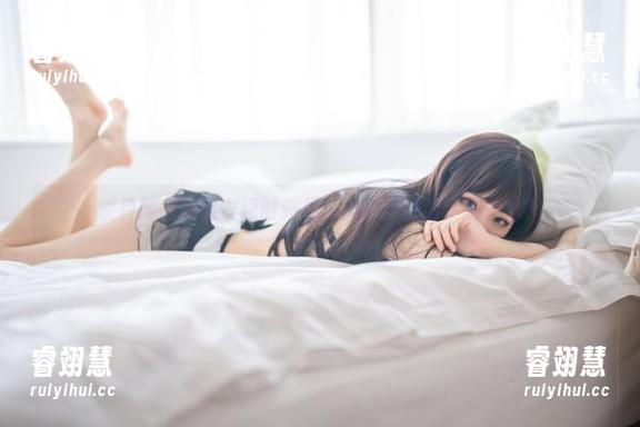 桃良阿宅的连衣裙时光机：美图穿越到了哪一季？