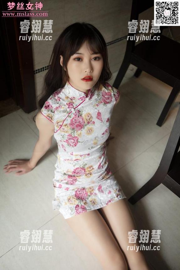 梦丝女神-刘诺 梦丝女神 - 想要修身养性?看看刘诺的瑜伽套图,或许转发能变灵气!