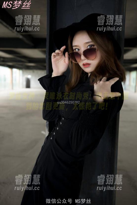 梦丝女神 - 灵唯泳衣时尚秀：你无意中翻到的套图更新，太惊艳了吧！