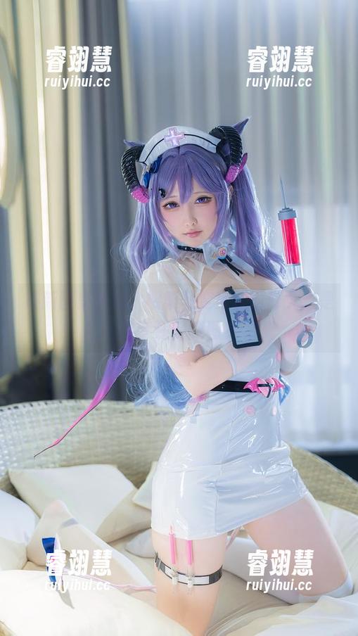 最新图集来袭，樱梨梨变身甘雨修女，是造梦还是拼图？