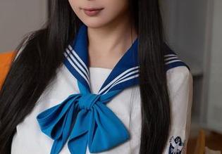 浅安安带你遨游裤里丝，套图里的无限遐想