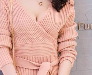 爱蜜社 - 最新美图来袭——Angela小热巴短裙透出了些许俏皮，太过分了！