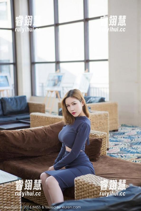 爱蜜社-小热巴 爱蜜社 - 短裤+私房,小热巴美图里藏着的夏天秘密