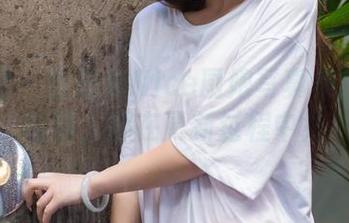 爱蜜社 - 张思允Nice厨娘写真集：灵魂与锅，都在更新过程中！