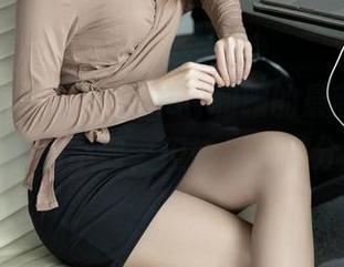 爱蜜社 - 谢芷馨Sindy和服的最新套图，腹肌看不到，但快乐值满分！