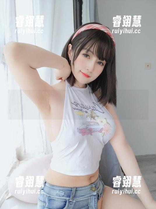 皮衣小恶魔的魅惑：白银81作品集分享，准备被征服吧！