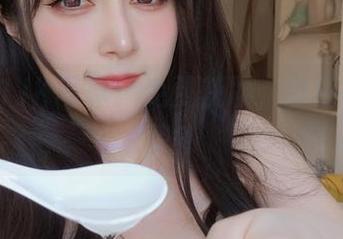 白银81JK写真：免费获取，谁还在等付费？