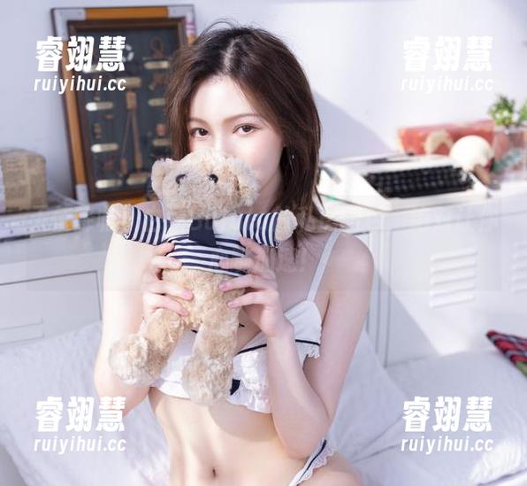 天使降临！白露Bululu的私房图包，绝对让你心跳加速！